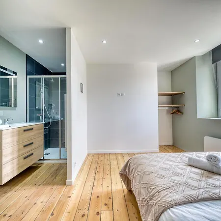 Fleurs D'azur * Reims